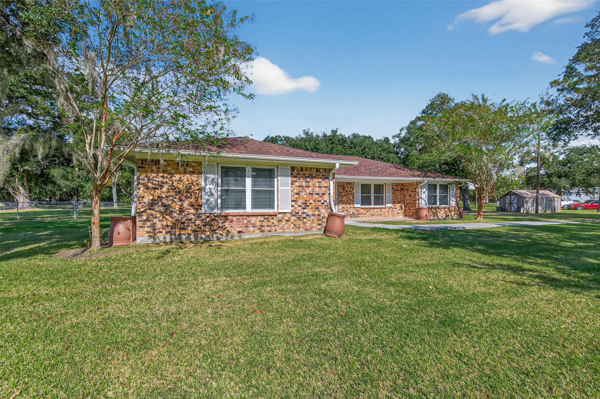 14 Kingswood Drive