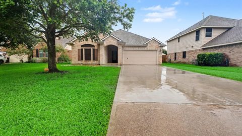 Photo of 8410 Piping Rock St, Baytown, TX 77523 (MLS # 24978338)