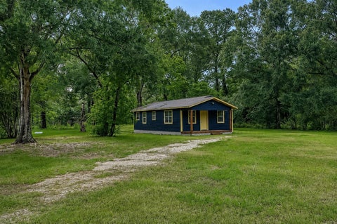 Photo of 15897 Dewberry Lane, Conroe, TX 77302 (MLS # 32133748)