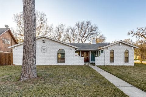 Photo of 6931 Wagonwheel Lane, Houston, TX 77088 (MLS # 50278930)