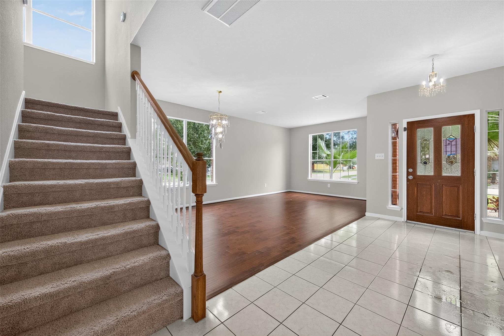 1302 Cross Draw Drive