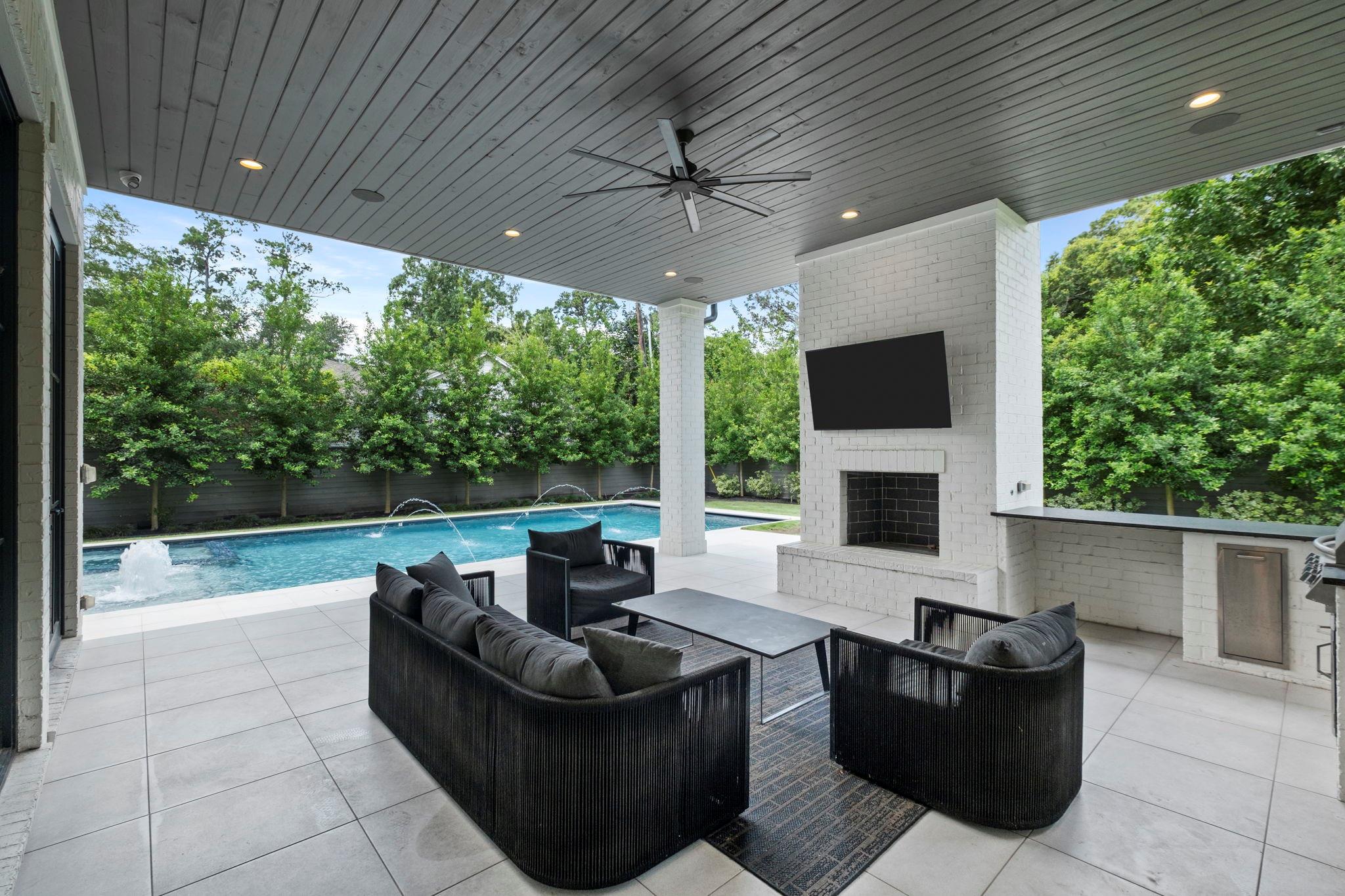 337 Folwell Lane