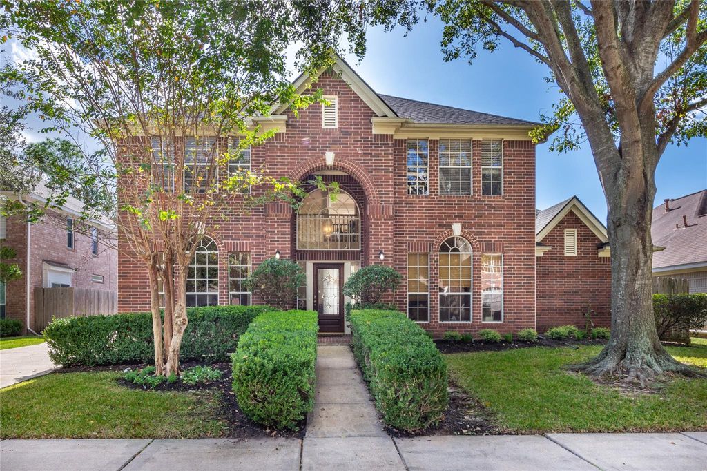 Photo of 14115 Heatherhill Place Pl, Houston, TX 77077 (MLS # 23273198)
