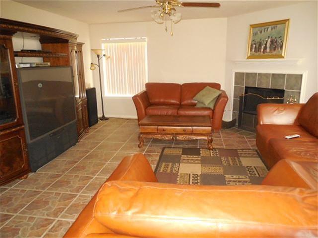 1402 Hunter Ridge Court