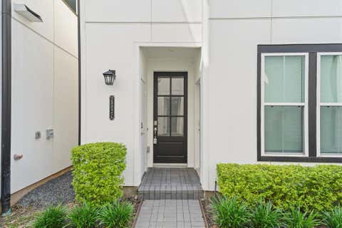 Photo of 2802 Grand Fountains Drive #G, Houston, TX 77054 (MLS # 96691407)