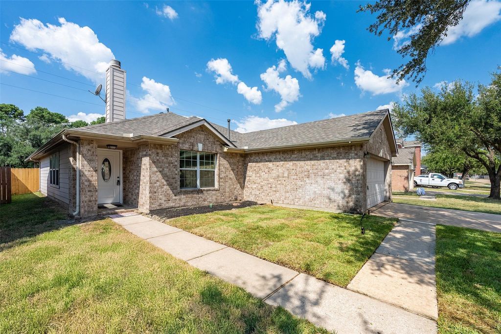 Photo of 15823 Kings Cypress Lane, Cypress, TX 77429 (MLS # 80141493)