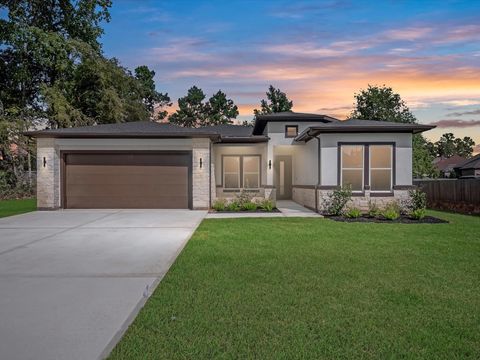 Photo of 11545 Grand Pine Drive, Montgomery, TX 77356 (MLS # 15601711) Photo of 11545 Grand Pine Drive, Montgomery, TX 77356 (MLS # 15601711)
