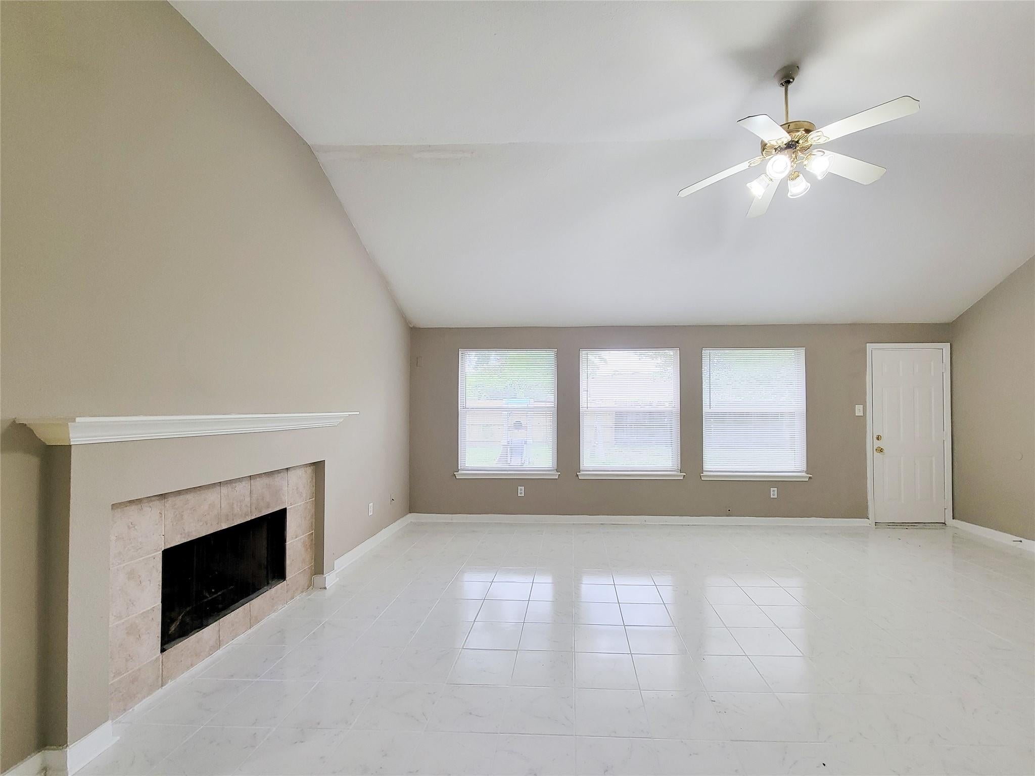5322 Rivergate Drive