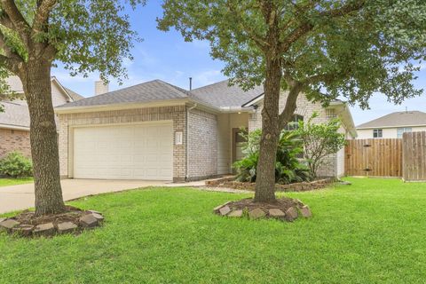 Photo of 31719 Cattail Park Court, Conroe, TX 77385 (MLS # 77996180)