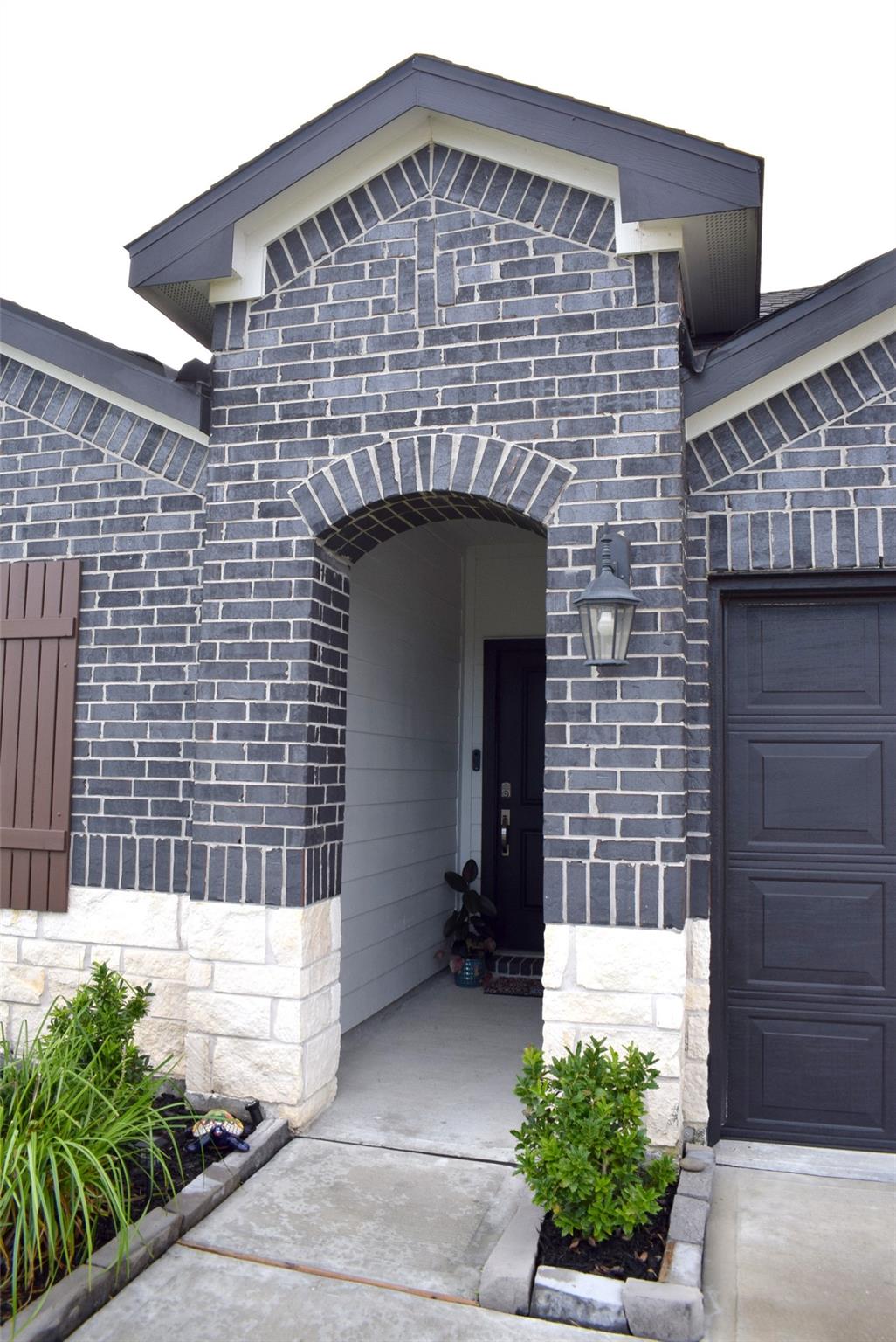 8510 Tropical Breeze Way