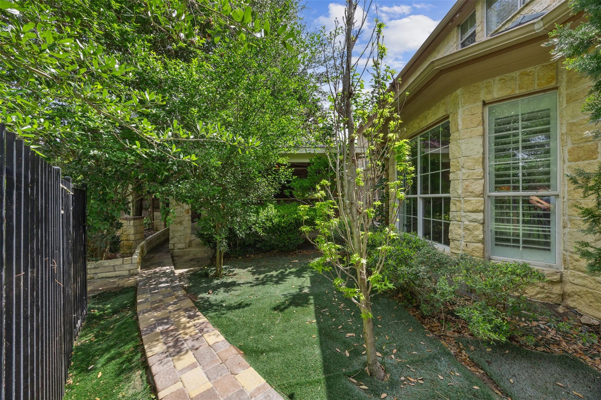 2622 Muegge Road