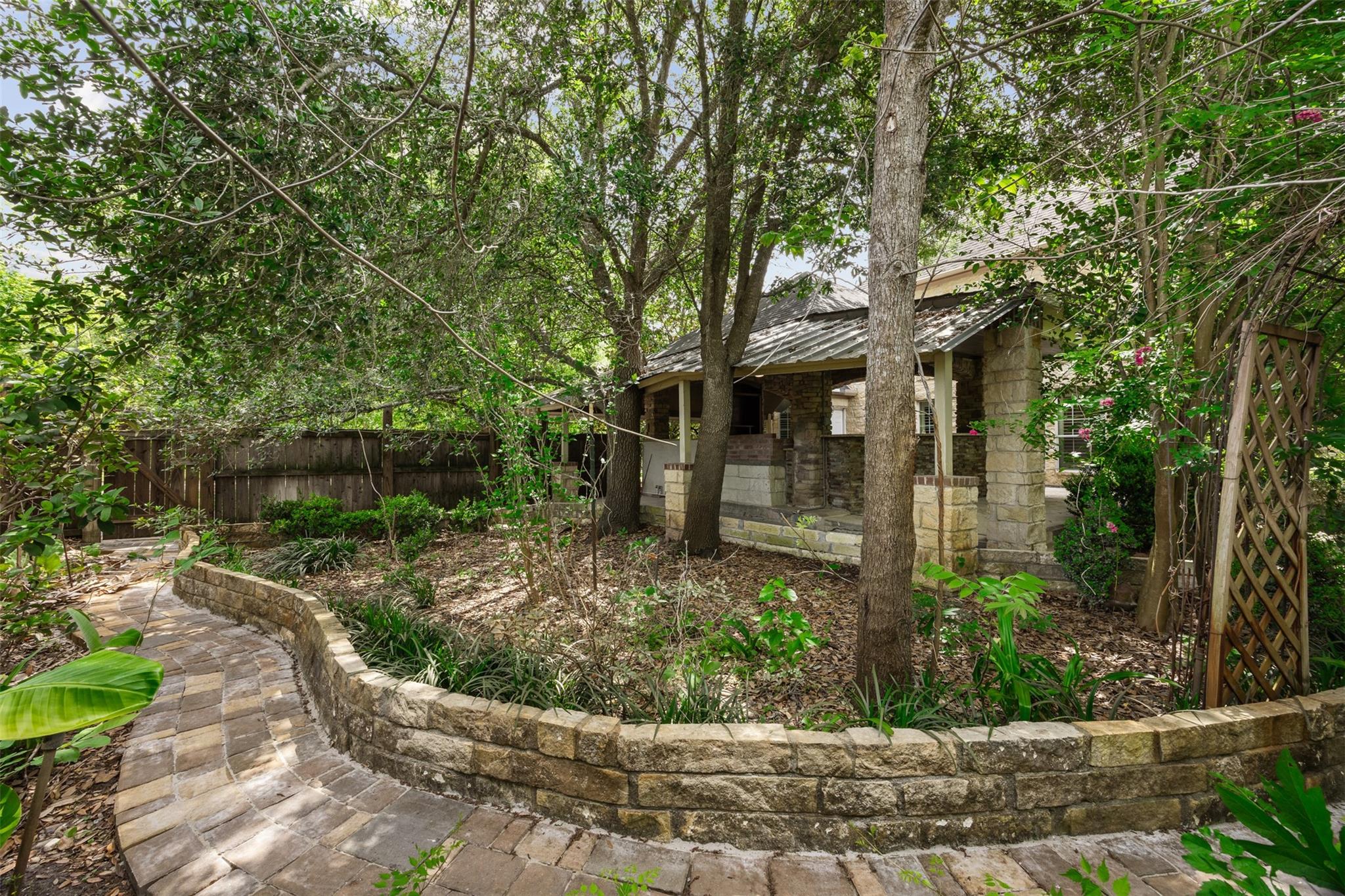 2622 Muegge Road