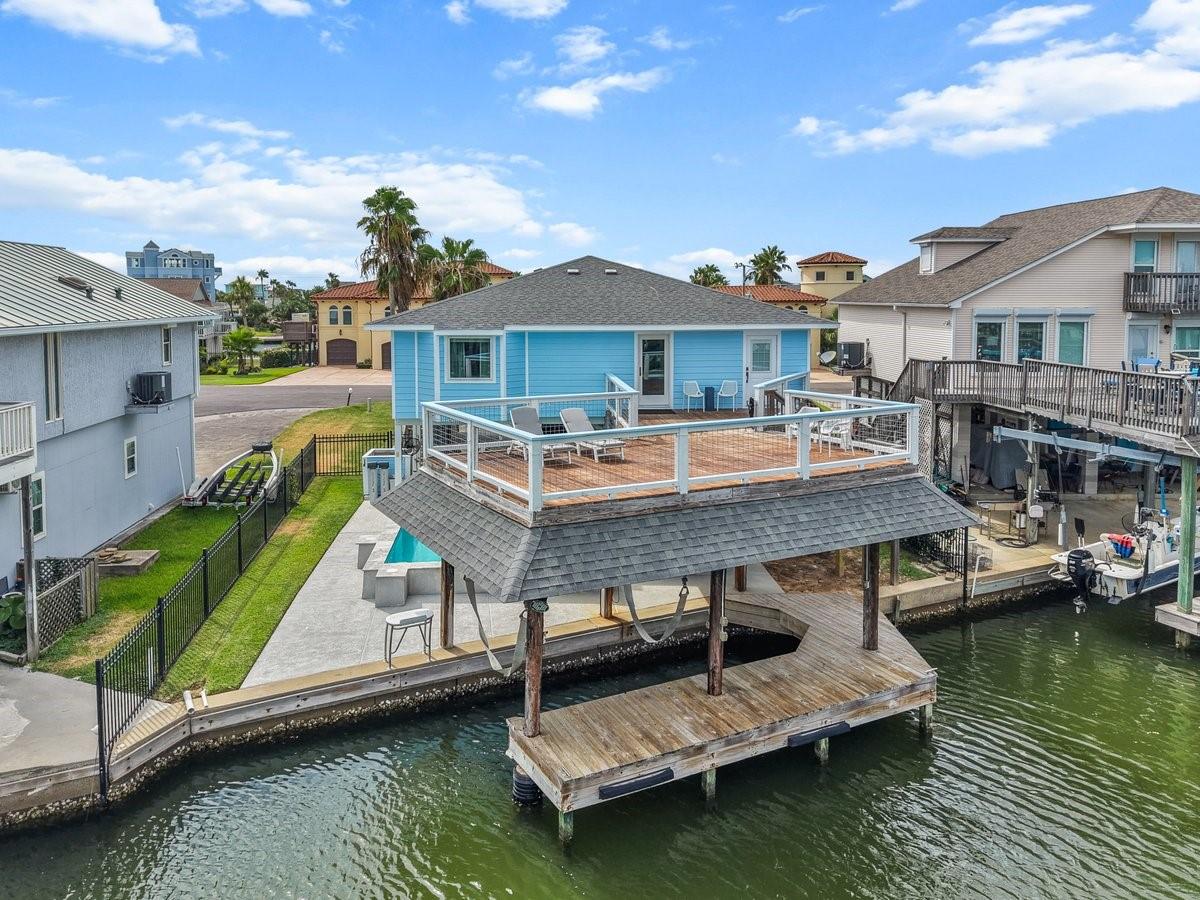 214 Sampan Drive