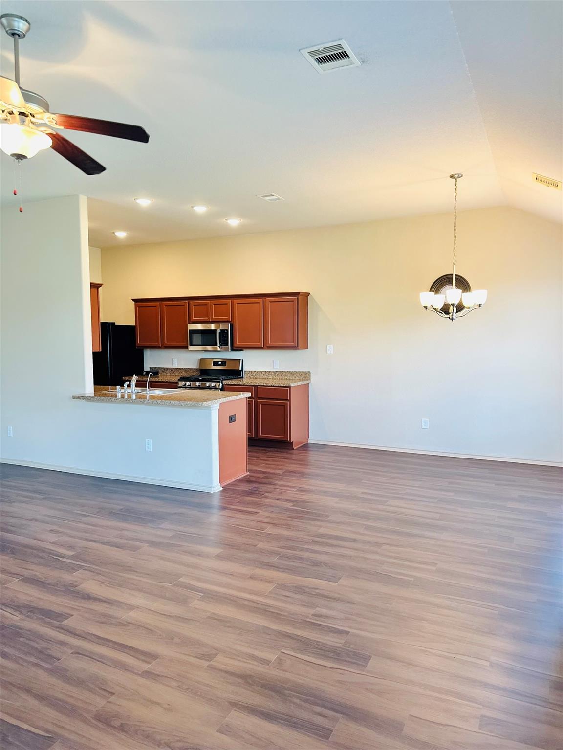 5202 Lilac Hollow Lane
