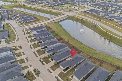 Photo of 12512 Newport Arch Lane, Houston, TX 77047 (MLS # 75646262)