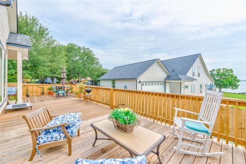 Photo of 646 Echo Lane, Livingston, TX 77351 (MLS # 35922612)