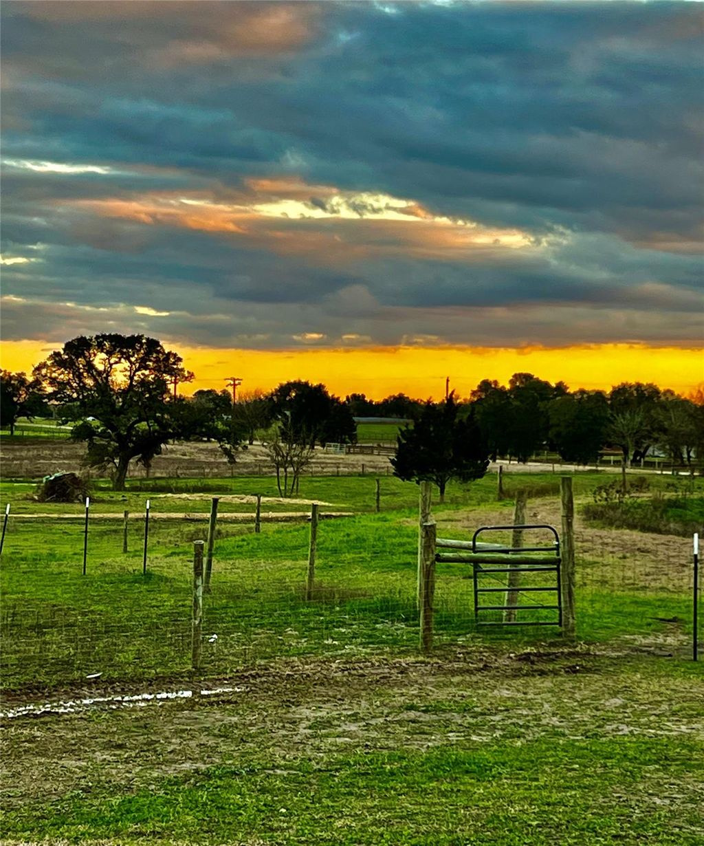 Photo of 7210 Goehring Road, Ledbetter, TX 78946 (MLS # 31536913)