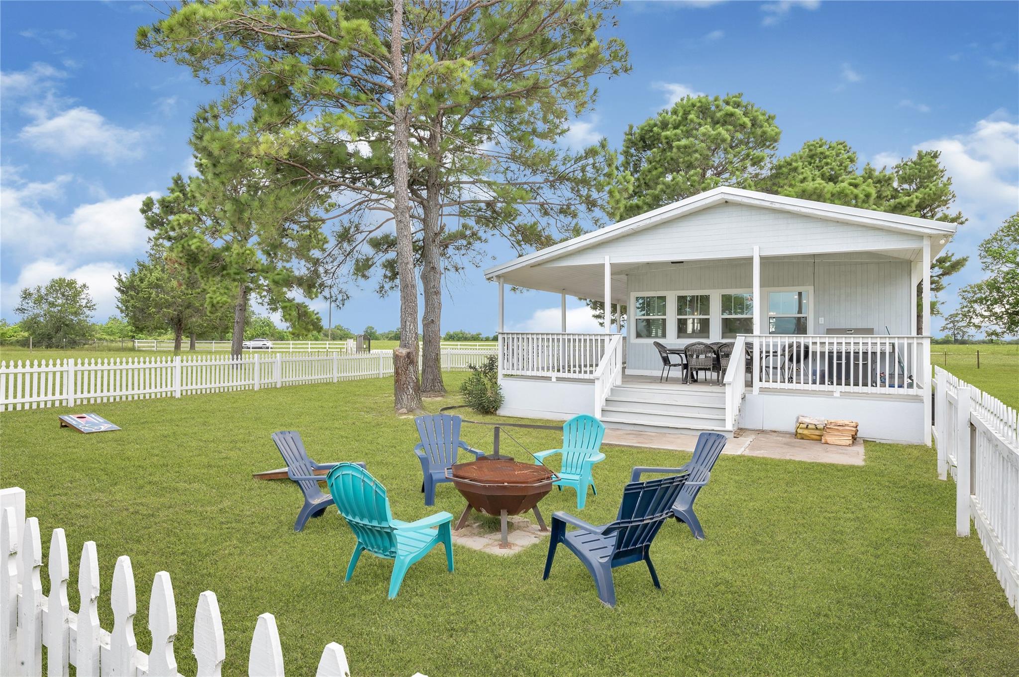 868 Lisa Mae Road
