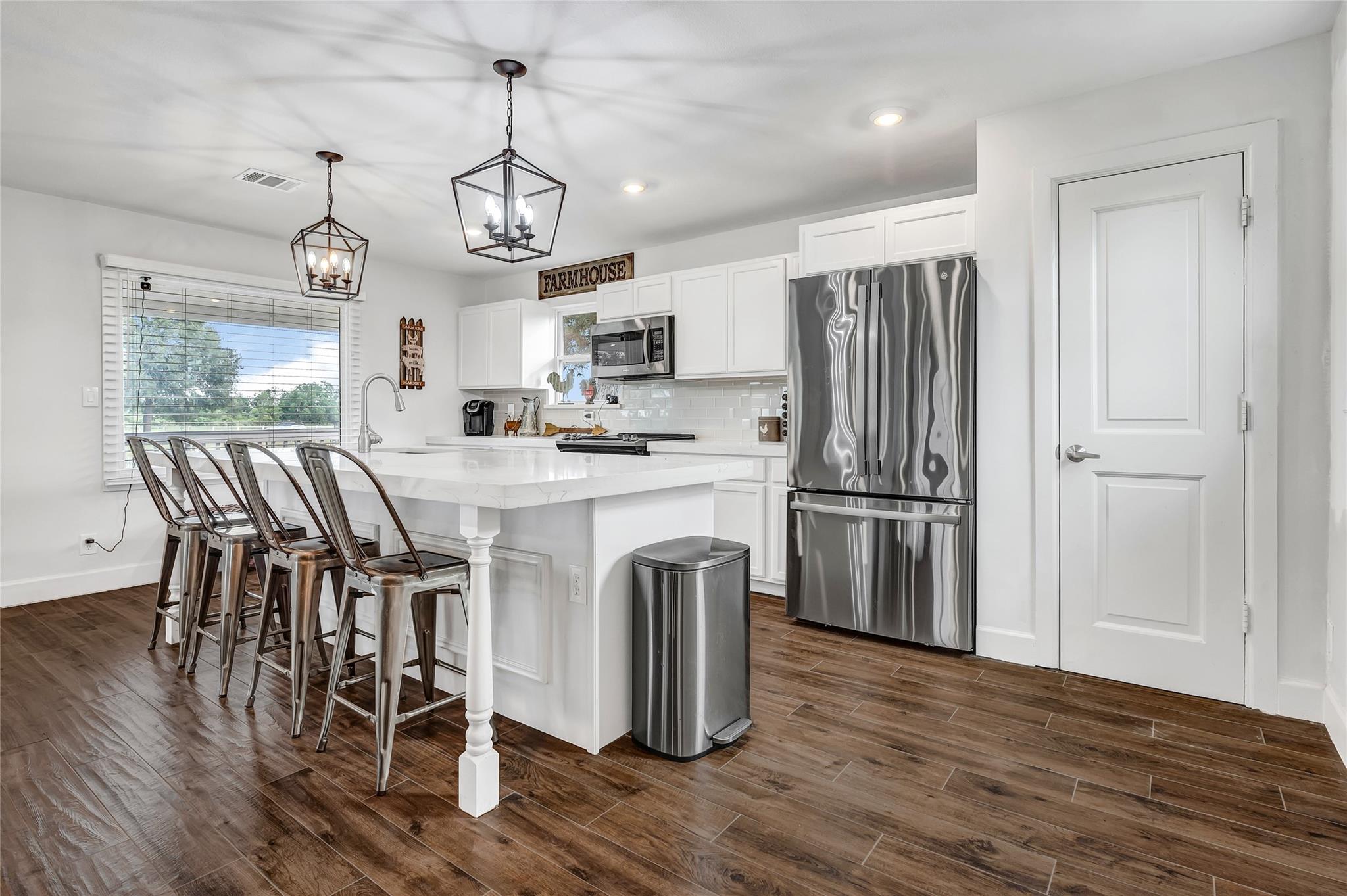 868 Lisa Mae Road