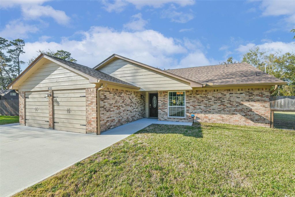 Photo of 231 Loon River Drive, Huffman, TX 77336 (MLS # 74852490)
