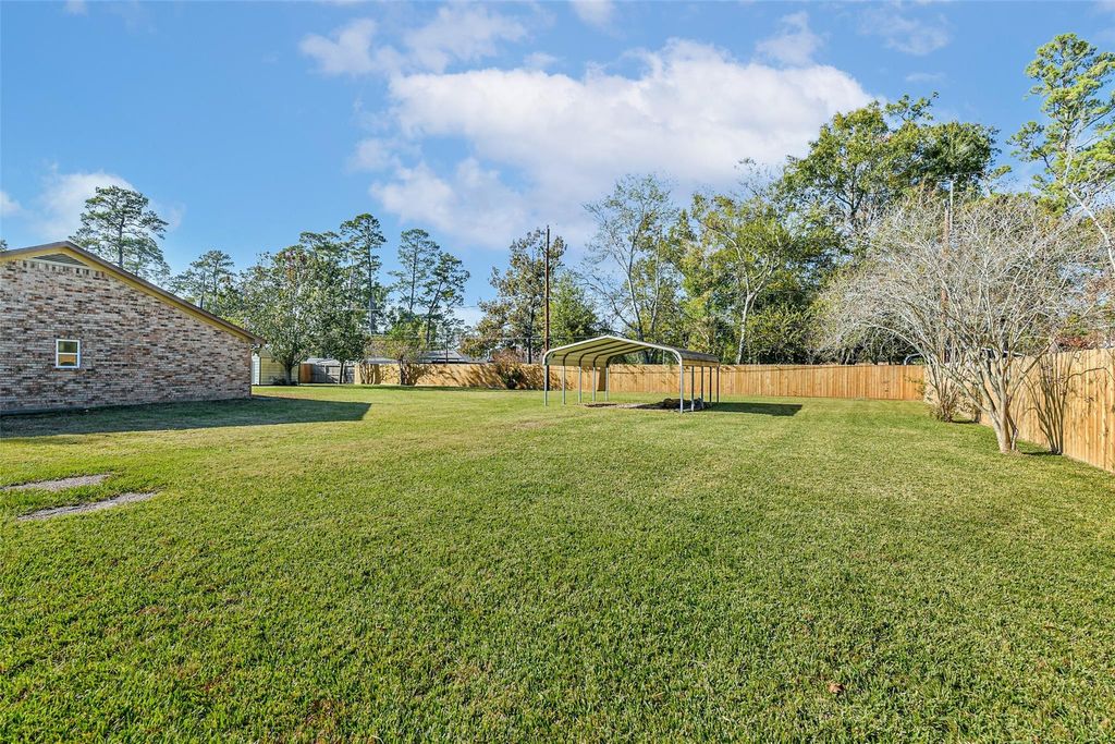 Photo of 231 Loon River Drive, Huffman, TX 77336 (MLS # 74852490)