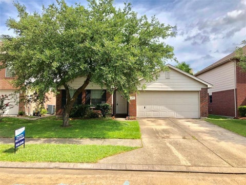 Photo of 6010 Stirring Winds Lane, Houston, TX 77086 (MLS # 16436375)