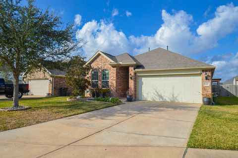 Photo of 3006 Hartford Trail Lane, Dickinson, TX 77539 (MLS # 40814555)