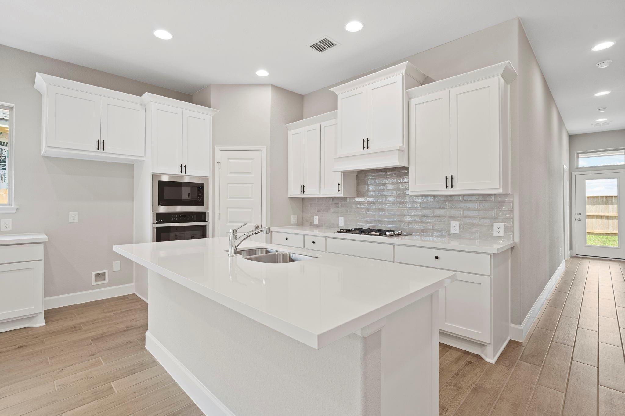 27122 Butterfly Mint Lane