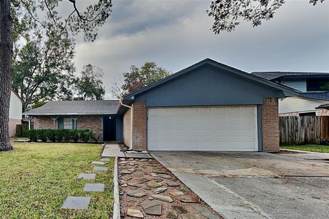 Photo of 11915 Fork Creek Drive, Houston, TX 77065 (MLS # 57253175)