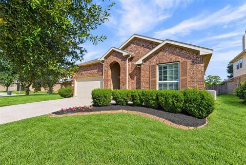 Photo of 15030 Zenith Glen Lane, Cypress, TX 77429 (MLS # 10985922)