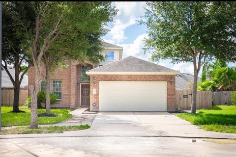 Photo of 16707 Vivian Point Lane, Houston, TX 77095 (MLS # 92647822)