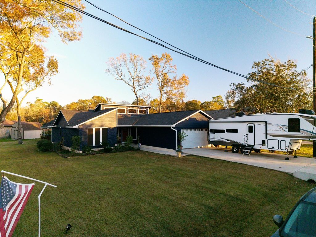 Photo of 21210 Papoose Ct, Crosby, TX 77586 (MLS # 27056201)