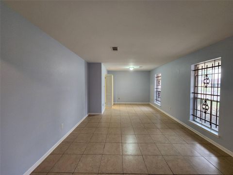 Tiny photo for 9619 Guest Street, Houston, TX 77078 (MLS # 87491881)