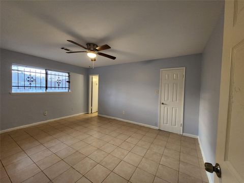 Tiny photo for 9619 Guest Street, Houston, TX 77078 (MLS # 87491881)