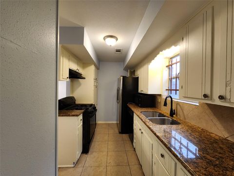 Tiny photo for 9619 Guest Street, Houston, TX 77078 (MLS # 87491881)