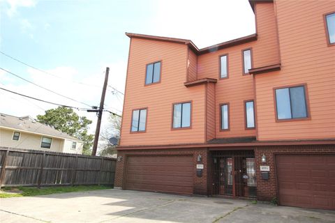 Photo of 4709 Scott Street #B, Houston, TX 77004 (MLS # 28661450)