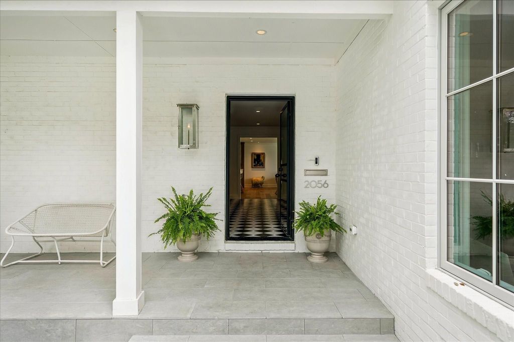 Photo of 2056 Swift Boulevard, Houston, TX 77030 (MLS # 95287745)