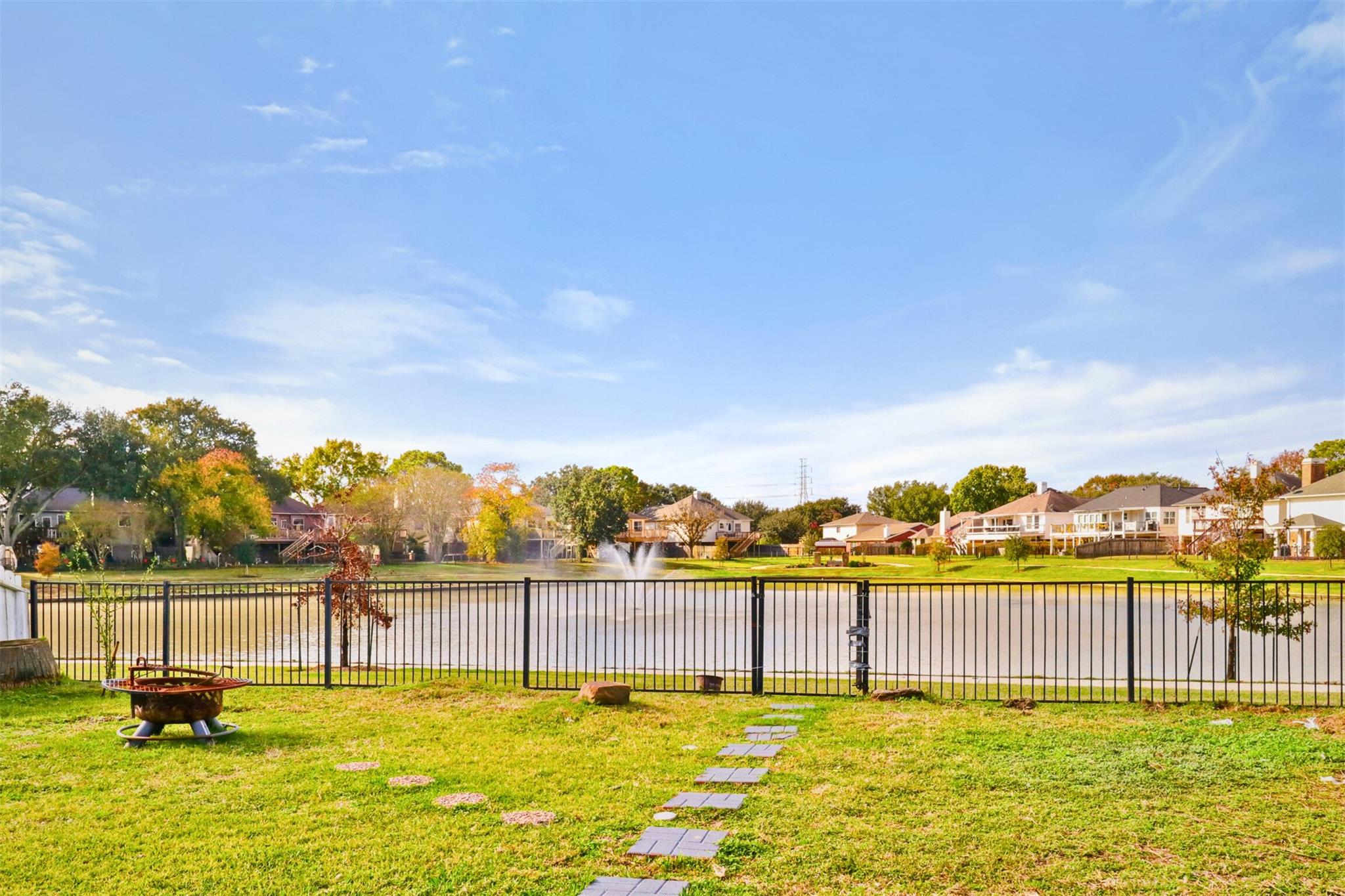 23027 Canal Rd,