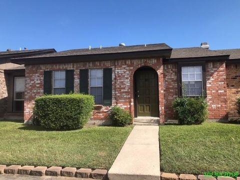 Photo of 1504 Beaumont Road, Baytown, TX 77520 (MLS # 75031383)