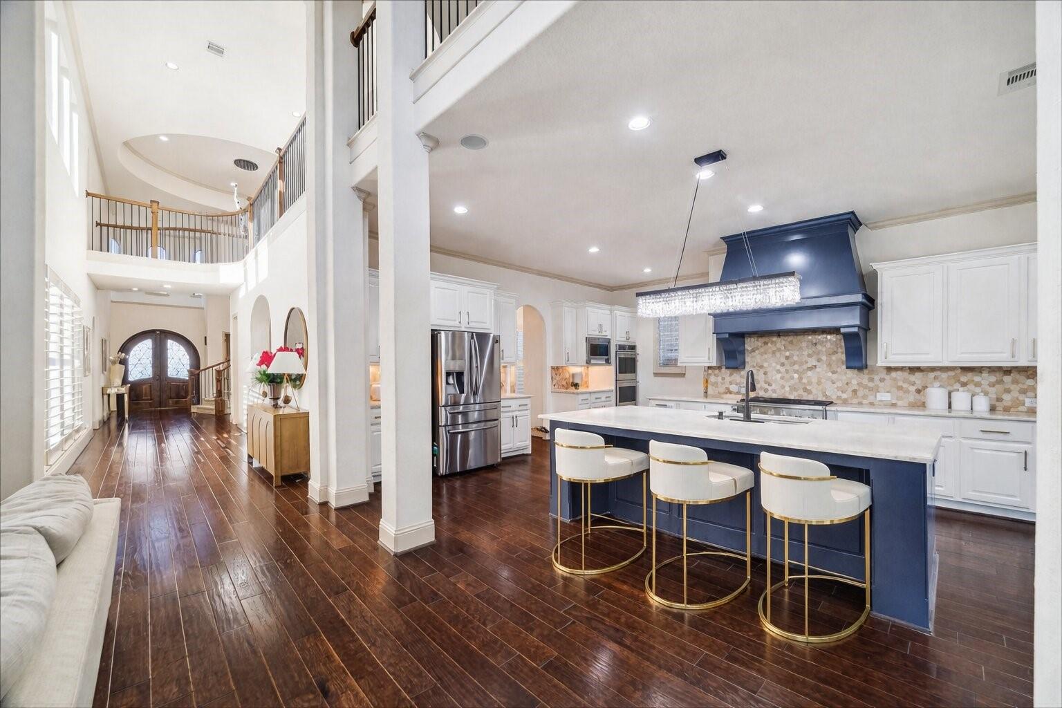 Sugar Land, Texas, 77479, United States, 5 Bedrooms Bedrooms, ,7 BathroomsBathrooms,Residential,Active,2045669