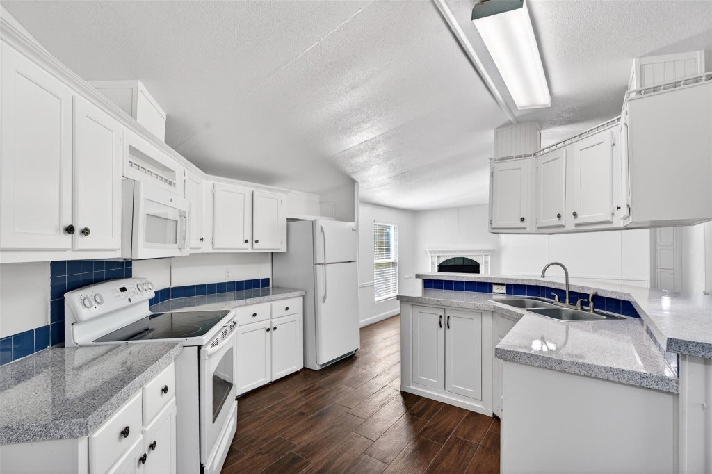 Photo of 21069 Lyndall Lane, Porter, TX 77365 (MLS # 45141478)