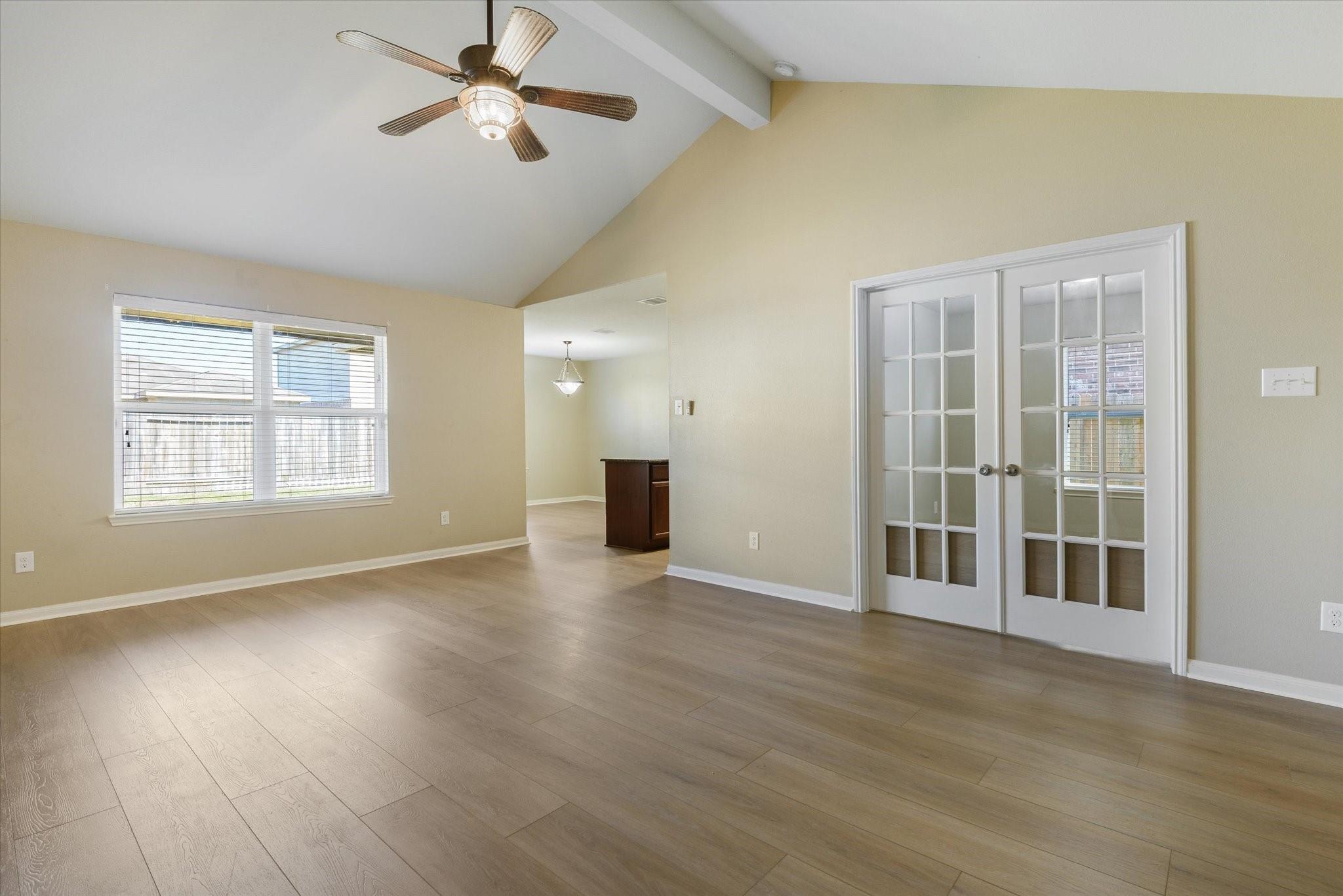 412 Hawks View Drive