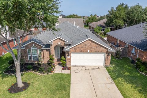 Photo of 2008 Sandy Bank Lane, Pearland, TX 77581 (MLS # 91123441)
