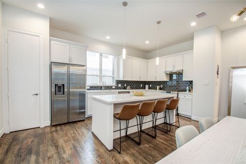 Photo of 2717 Eado Grove Lane, Houston, TX 77003 (MLS # 62139734)