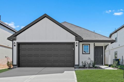 Homes For Sale - 13655 Kit Run<br/> Splendora, TX 77372