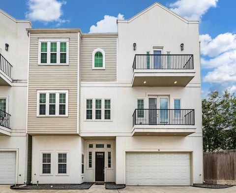 Photo of 955 W 24th Street #D, Houston, TX 77008 (MLS # 42604518)