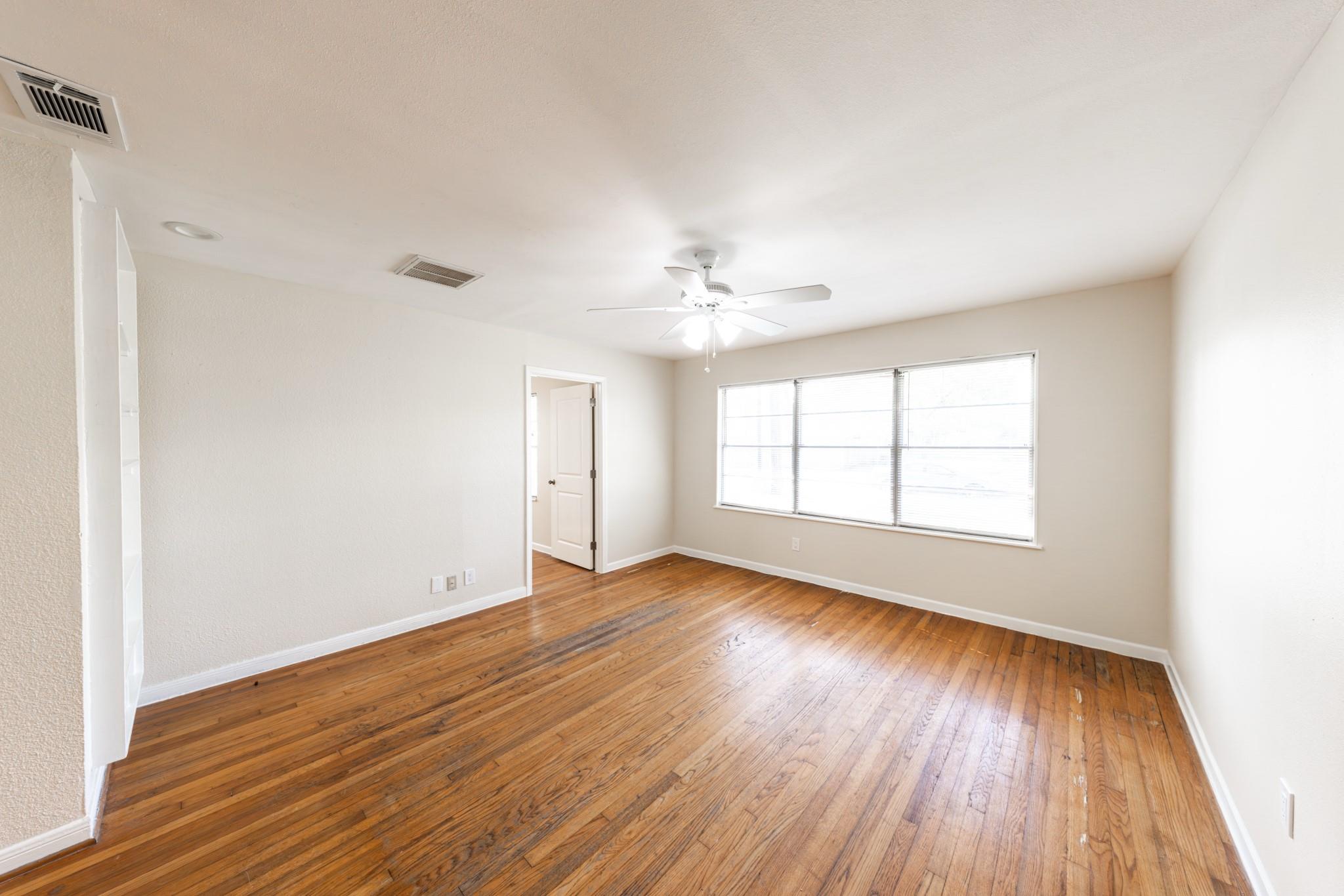 4710 Glenmont Street