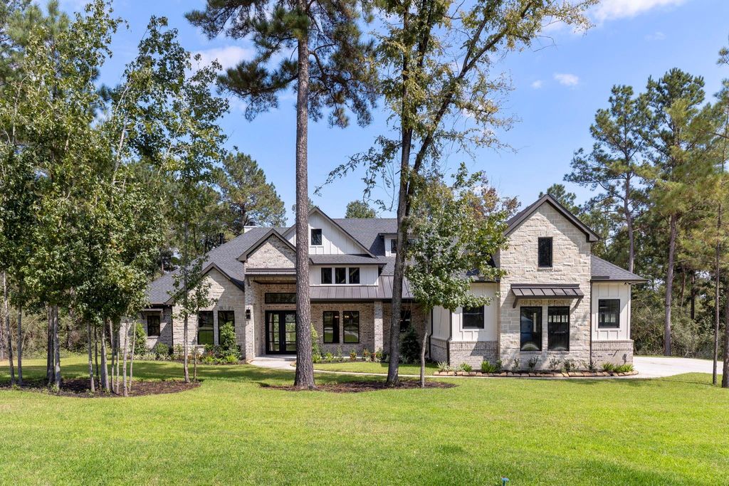 Photo of 7245 Red Oak Grove Road, Montgomery, TX 77316 (MLS # 17695998)