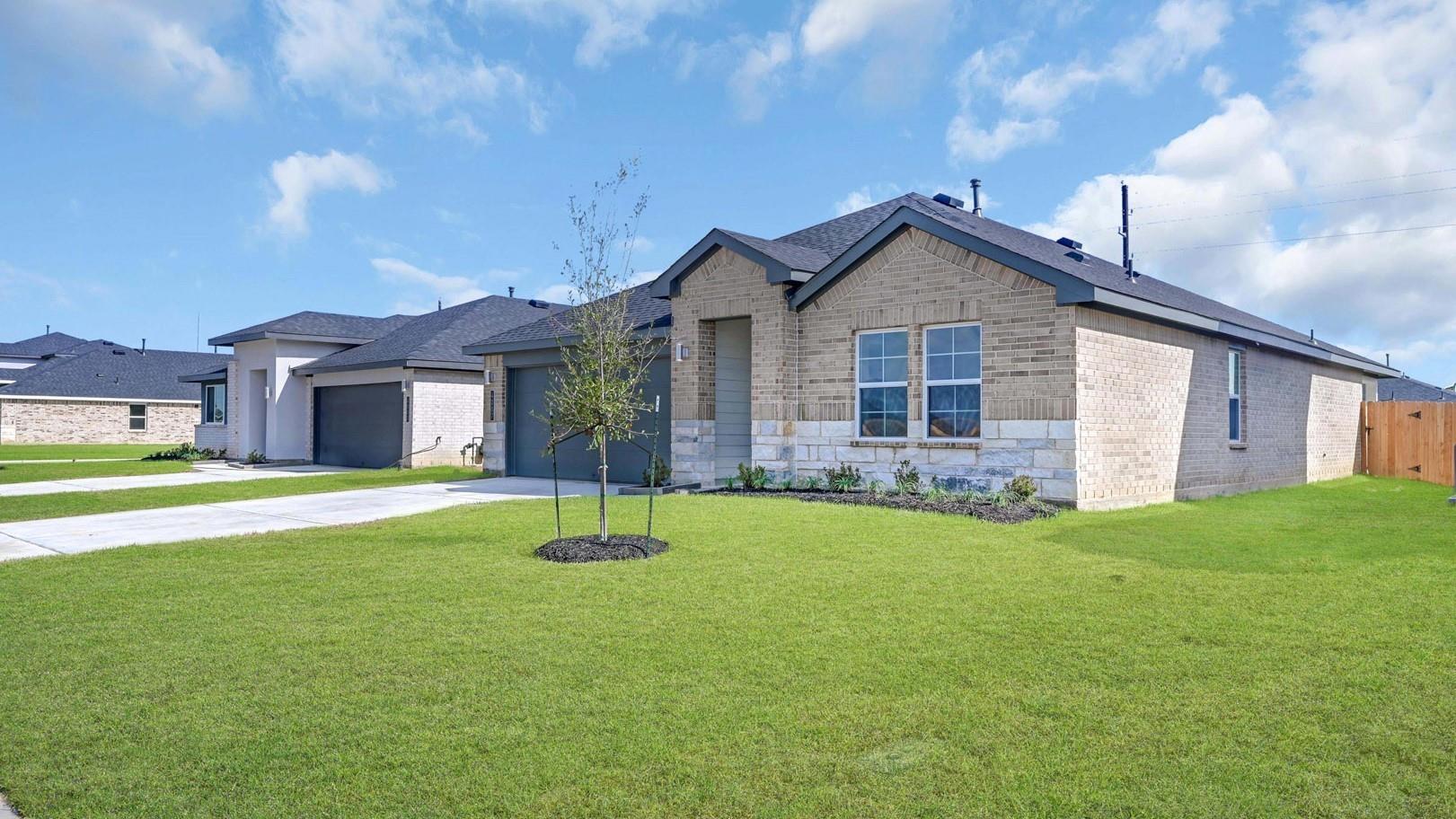 5016 Rosemary Creek Drive