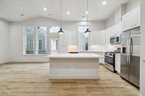 Photo of 5233 Hillman Street #C, Houston, TX 77023 (MLS # 20831575)